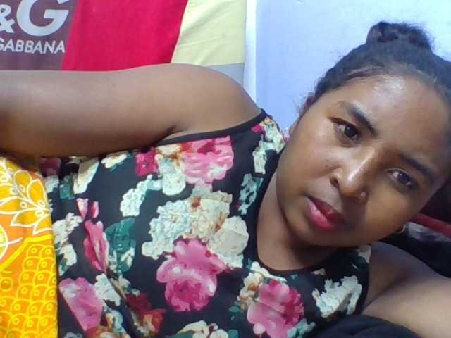 Josy-2 live cam on BongaCams