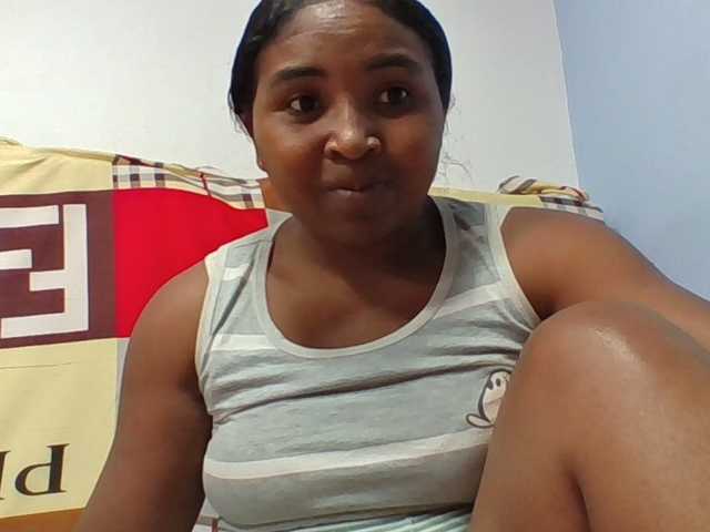 Josy-2 live cam on BongaCams