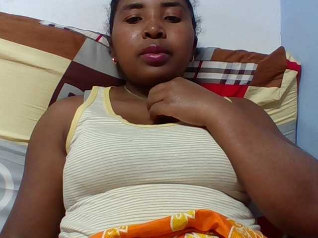 Josy-2 live cam on BongaCams