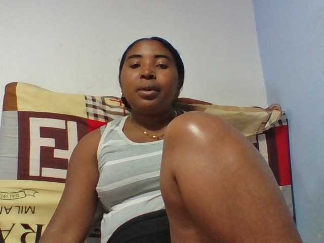 Josy-2 live cam on BongaCams