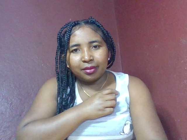 Josy-2 live cam on BongaCams