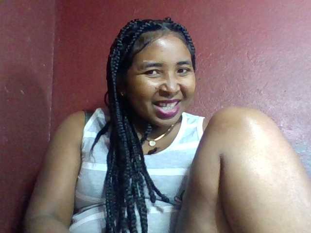 Josy-2 live cam on BongaCams