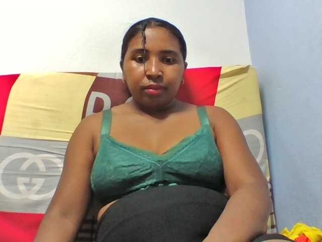 Josy-2 live cam on BongaCams
