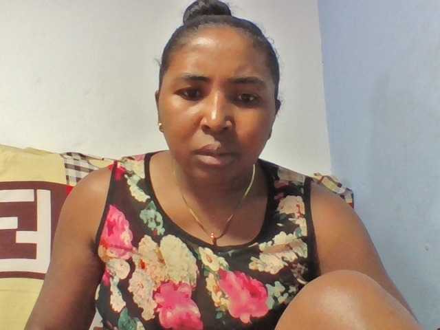 Josy-2 live cam on BongaCams