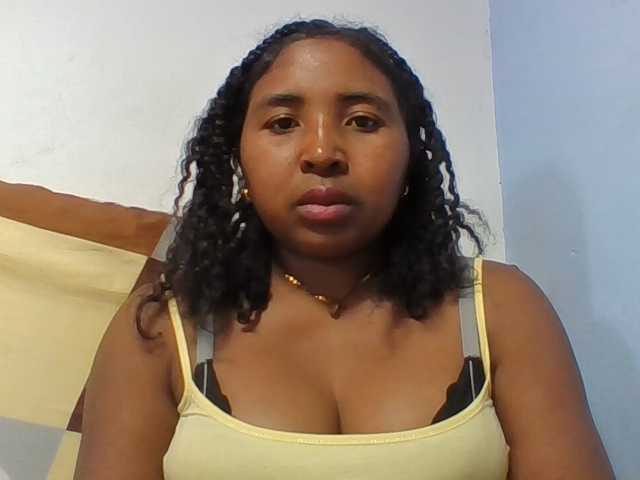 Josy-2 live cam on BongaCams