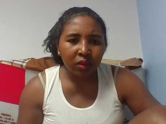 Josy-2 live cam on BongaCams