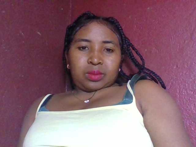 Josy-2 live cam on BongaCams