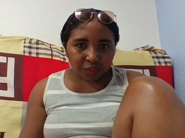 Josy-2 live cam on BongaCams