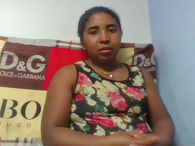 Josy-2 live cam on BongaCams