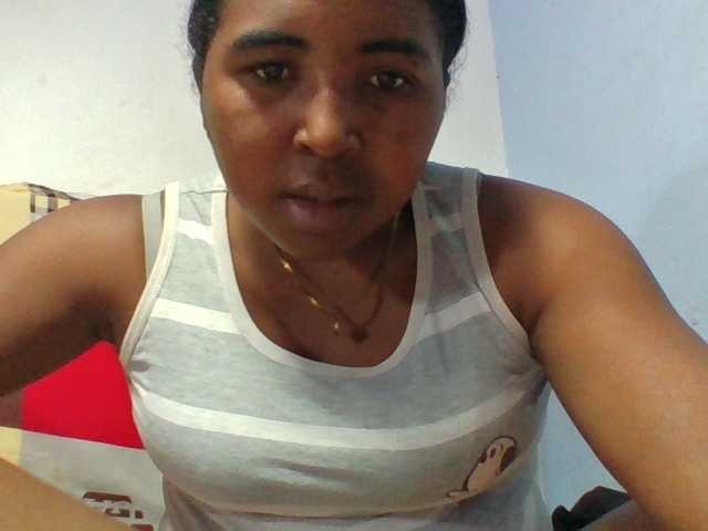 Josy-2 live cam on BongaCams
