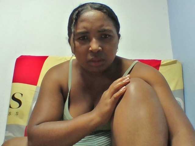Josy-2 live cam on BongaCams