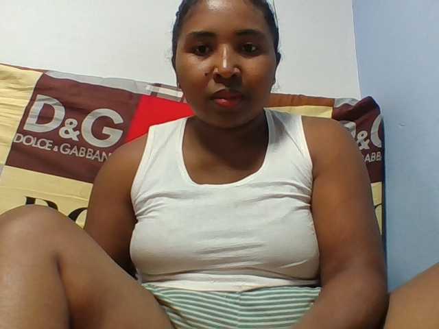 Josy-2 live cam on BongaCams