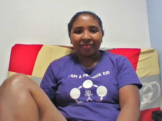 Josy-2 live cam on BongaCams