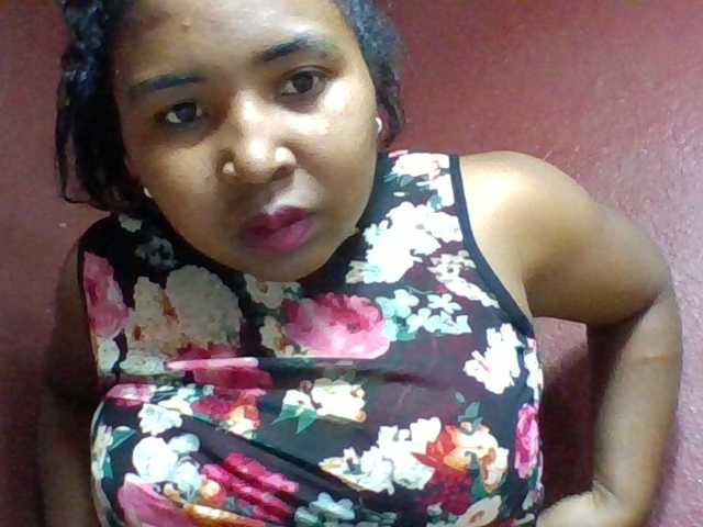 Josy-2 live cam on BongaCams