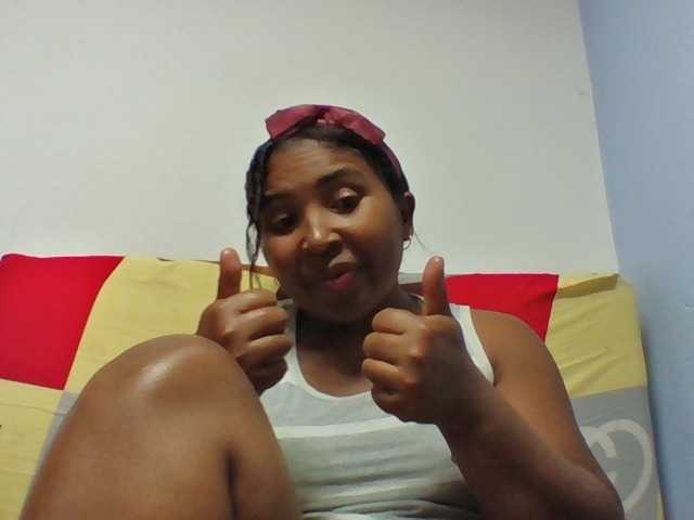 Josy-2 live cam on BongaCams