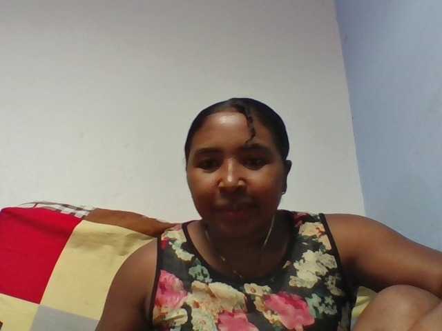 Josy-2 live cam on BongaCams