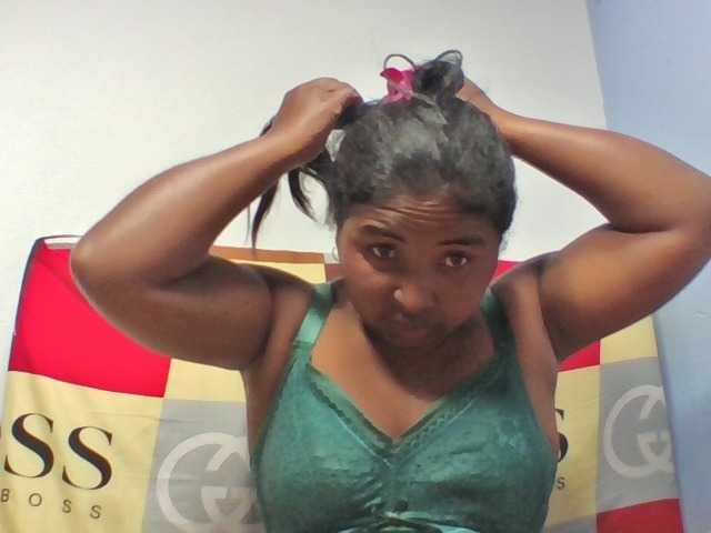 Josy-2 live cam on BongaCams