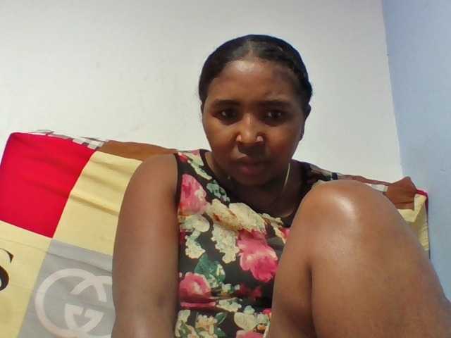 Josy-2 live cam on BongaCams