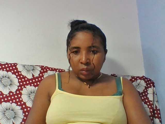 Josy-2 live cam on BongaCams