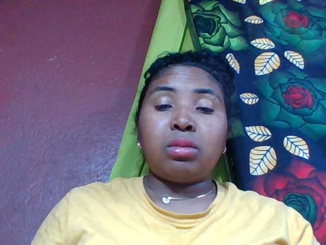 Josy-2 live cam on BongaCams