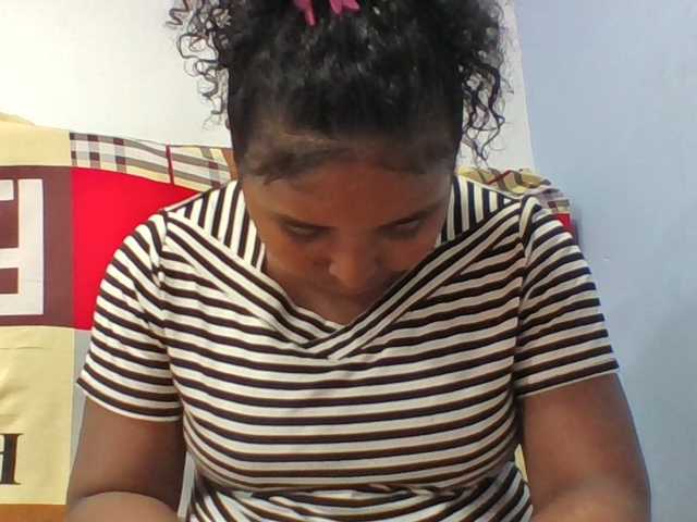 Josy-2 live cam on BongaCams