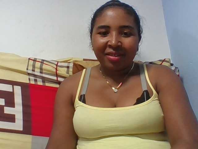 Josy-2 live cam on BongaCams