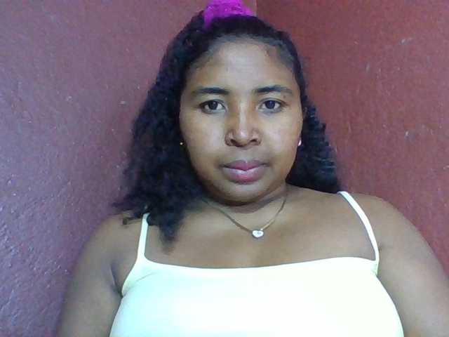 Josy-2 live cam on BongaCams