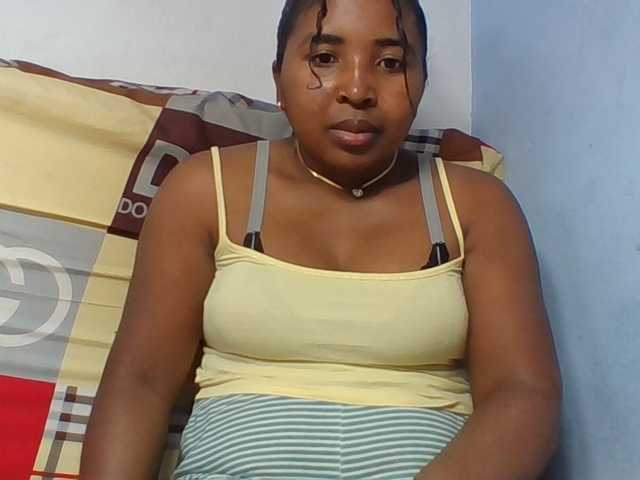 Josy-2 live cam on BongaCams