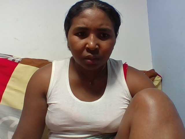 Josy-2 live cam on BongaCams