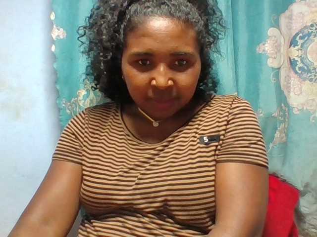Josy-2 live cam on BongaCams