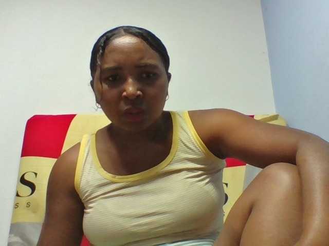 Josy-2 live cam on BongaCams