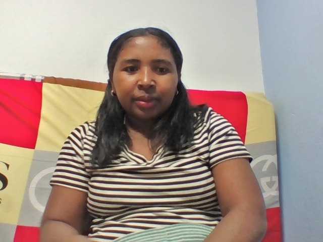 Josy-2 live cam on BongaCams