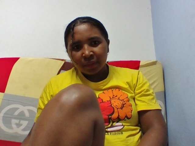 Josy-2 live cam on BongaCams
