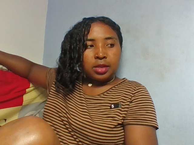 Josy-2 live cam on BongaCams