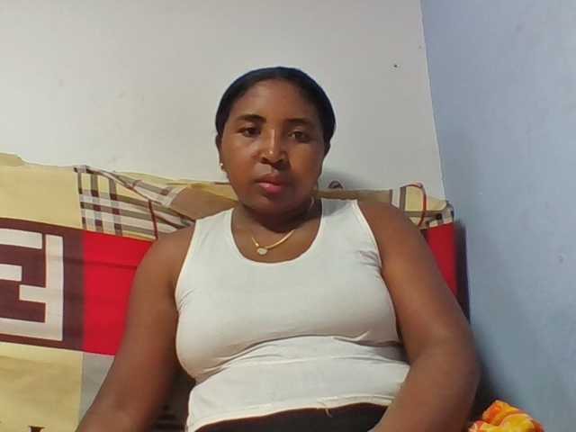 Josy-2 live cam on BongaCams