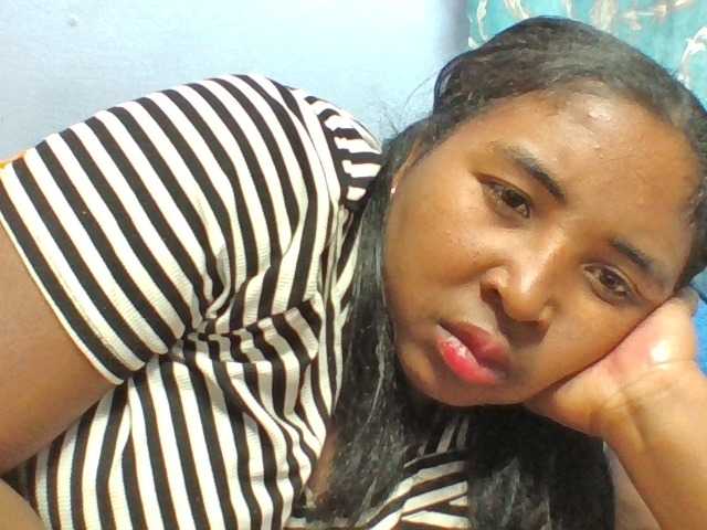 Josy-2 live cam on BongaCams