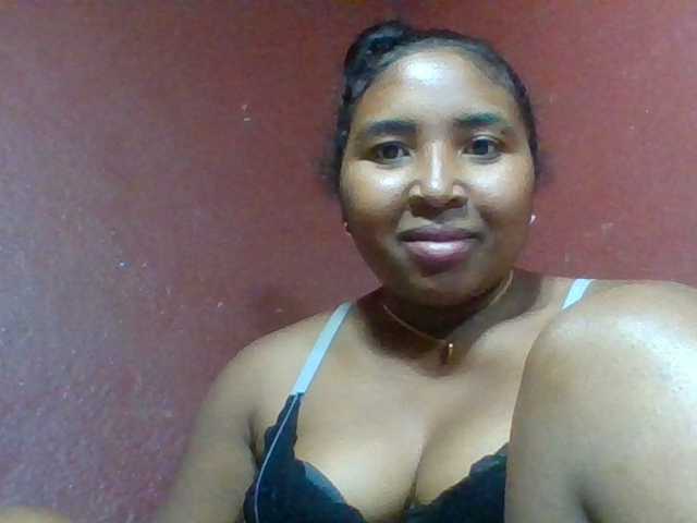 Josy-2 live cam on BongaCams