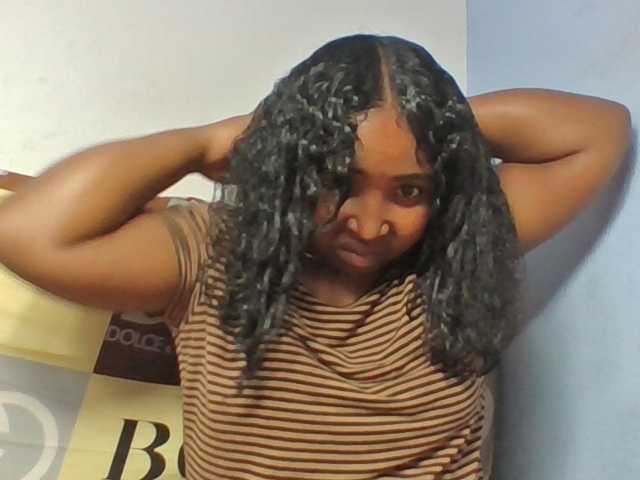 Josy-2 live cam on BongaCams