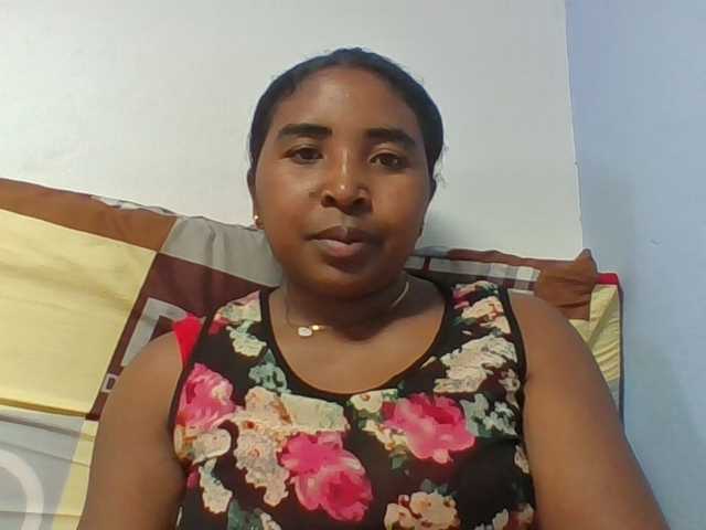 Josy-2 live cam on BongaCams