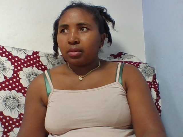 Josy-2 live cam on BongaCams