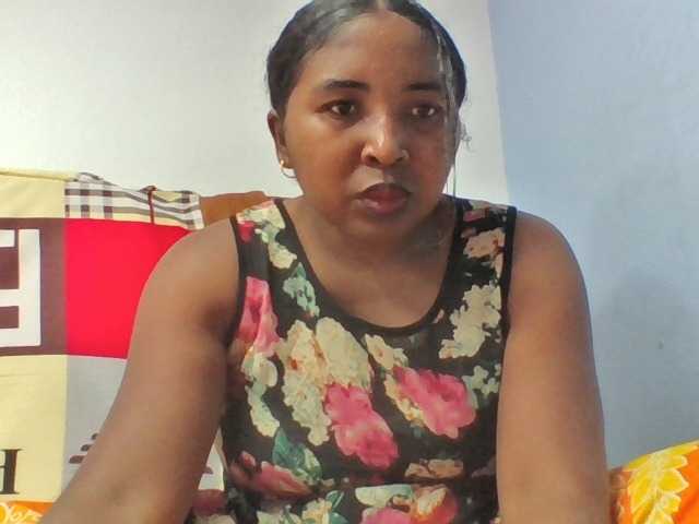 Josy-2 live cam on BongaCams