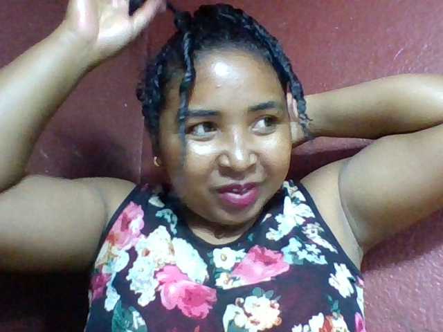 Josy-2 live cam on BongaCams