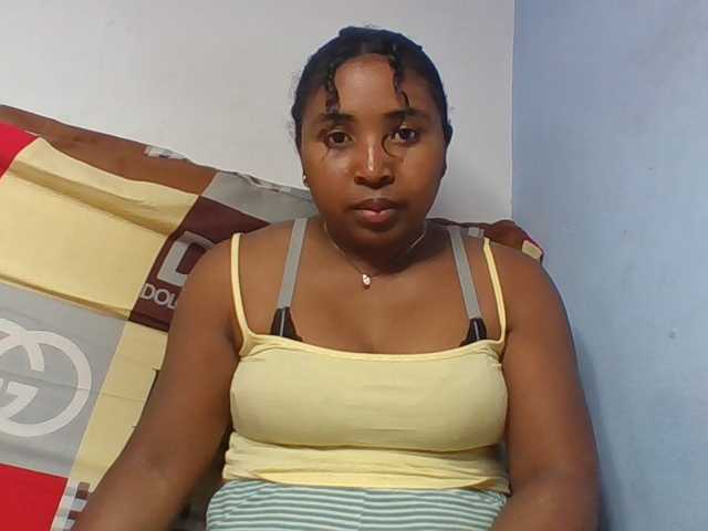 Josy-2 live cam on BongaCams