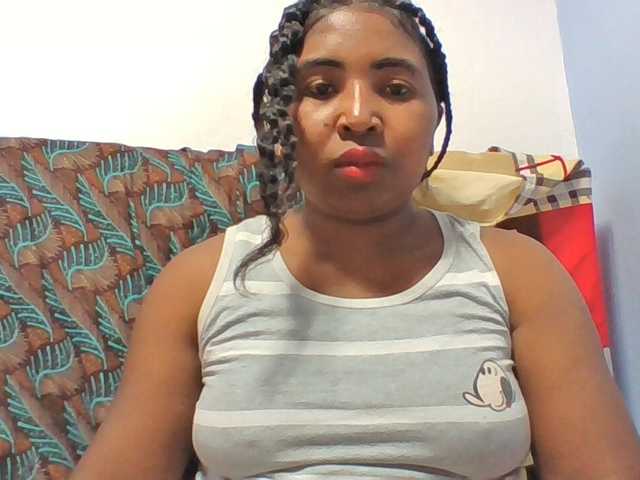 Josy-2 live cam on BongaCams