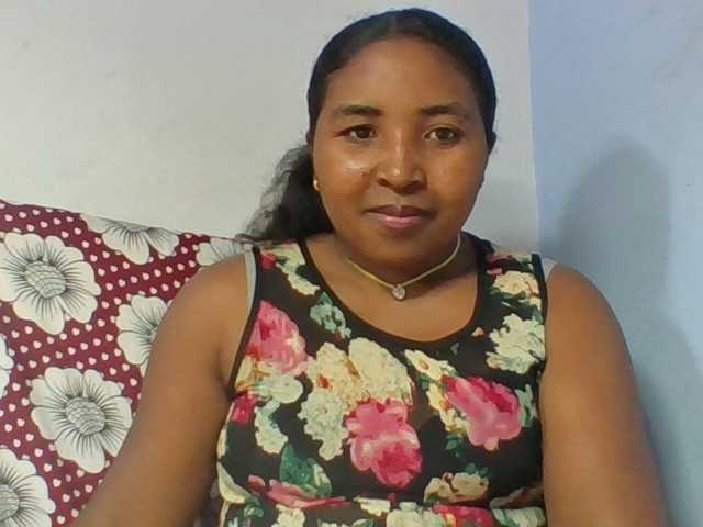 Josy-2 live cam on BongaCams