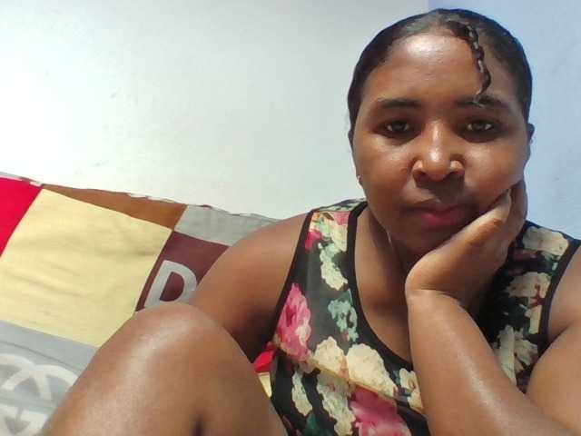 Josy-2 live cam on BongaCams