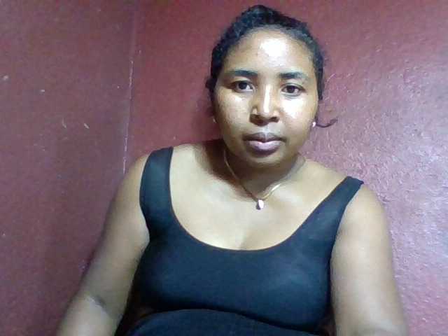 Josy-2 live cam on BongaCams