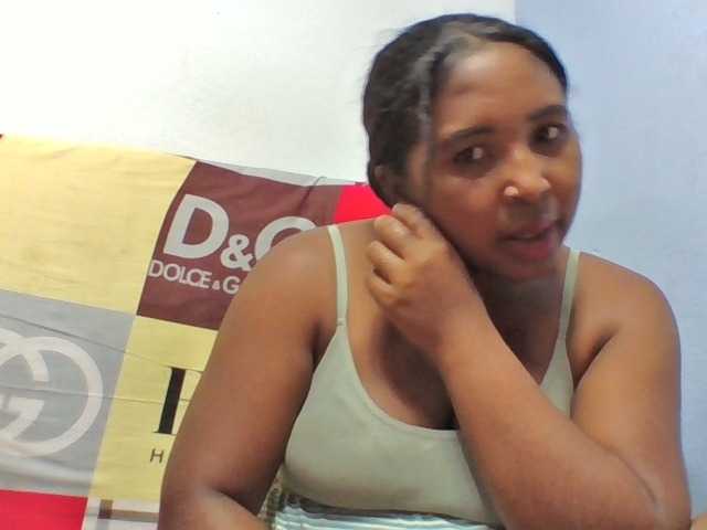 Josy-2 live cam on BongaCams
