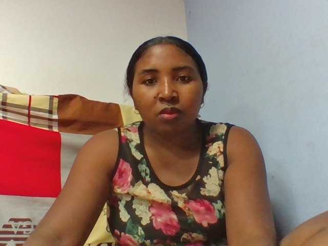 Josy-2 live cam on BongaCams