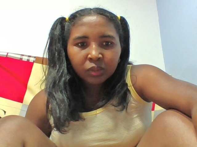 Josy-2 live cam on BongaCams